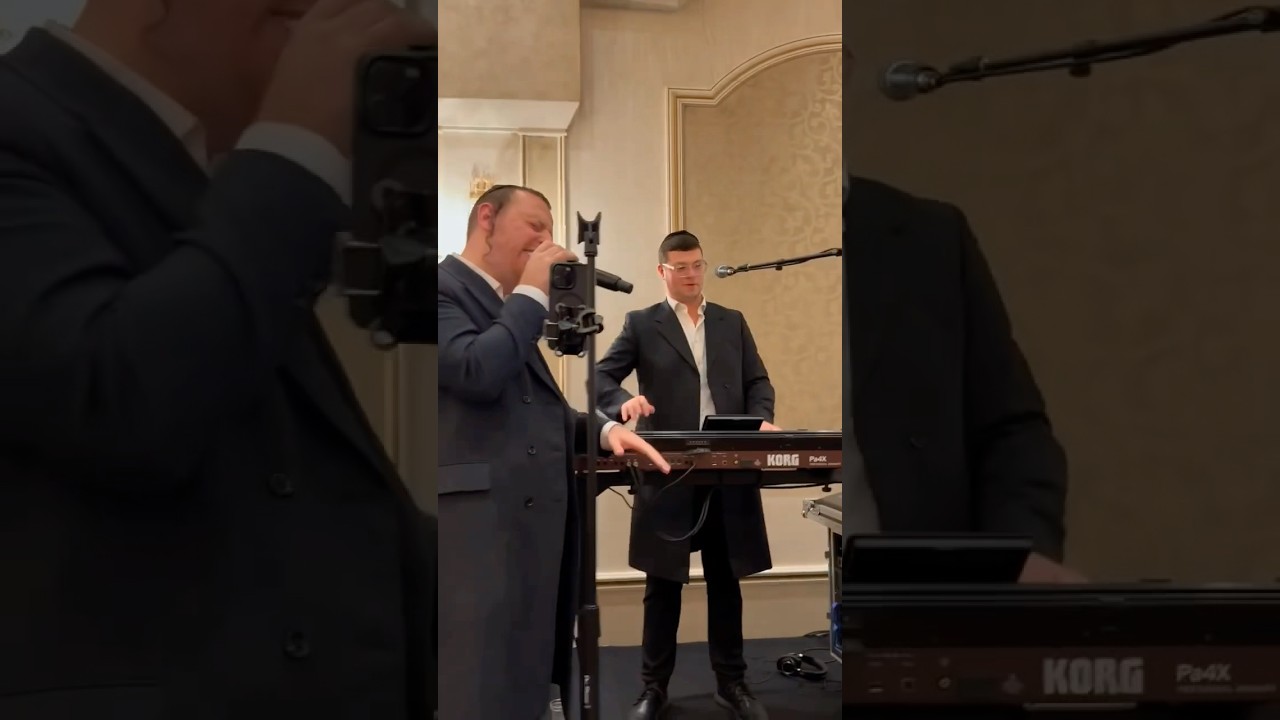 GELT!! Sruly Green Singing with Mendy Panski on Keys #money #singer #techno #jewishmusic