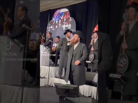 Yidi Bialystotsky singing Niggun Rosh Chodesh Kislev