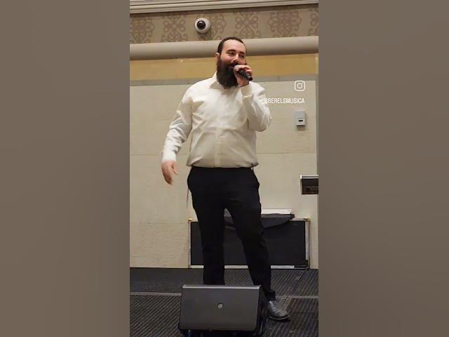 There's something extra special about singing by a friend's wedding!