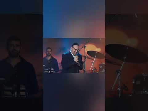 Yeedle & Nemouel singing Mi'ma'makim live at a concert