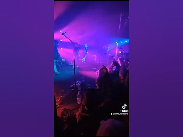 Ishay Ribo singing at IDF 🇮🇱 base  #israel🇮🇱 #freethehostages #bringthemhomenow #jewishtiktok