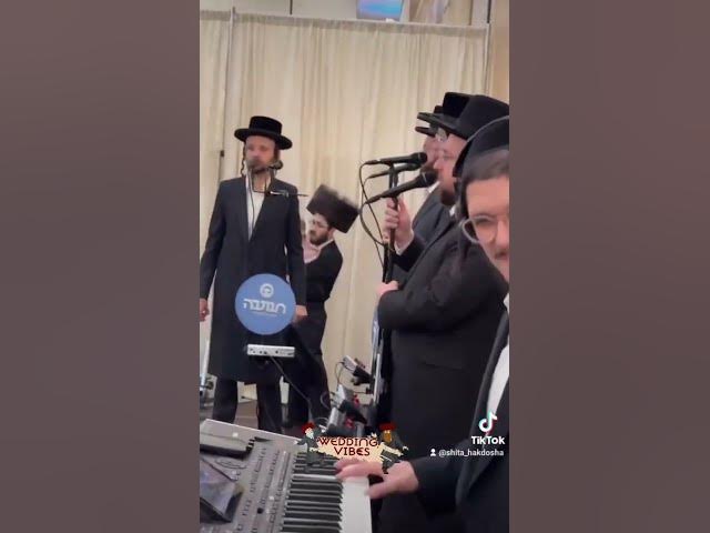 The Skvere Bochrim dancing never gets old!