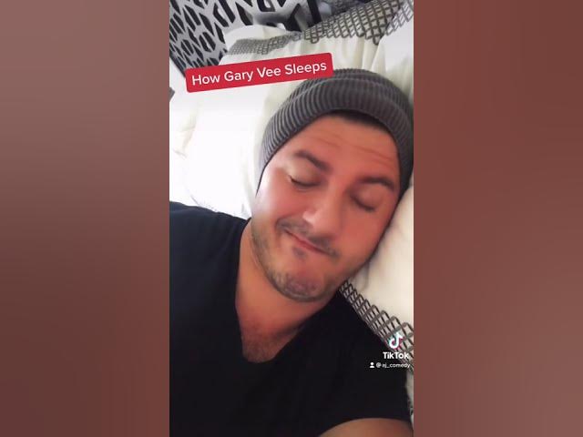 How Gary Vee Sleeps 😴 #shorts #garyvee #askgaryvee #parody #comedy #impressions #impersonation