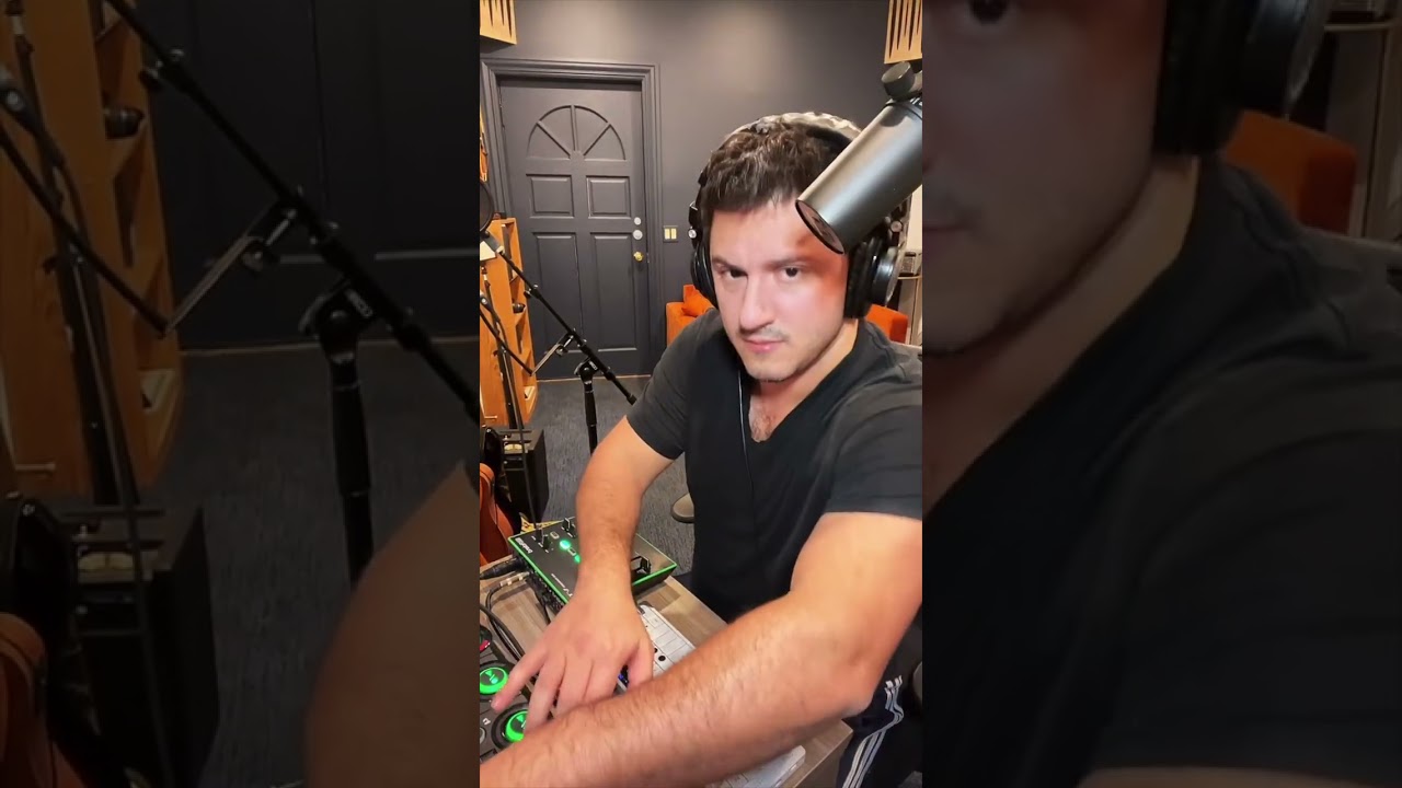 The Craziest Loop I have EVER done! #sirmixalot #livelooping #looping #loopstation #hiphop