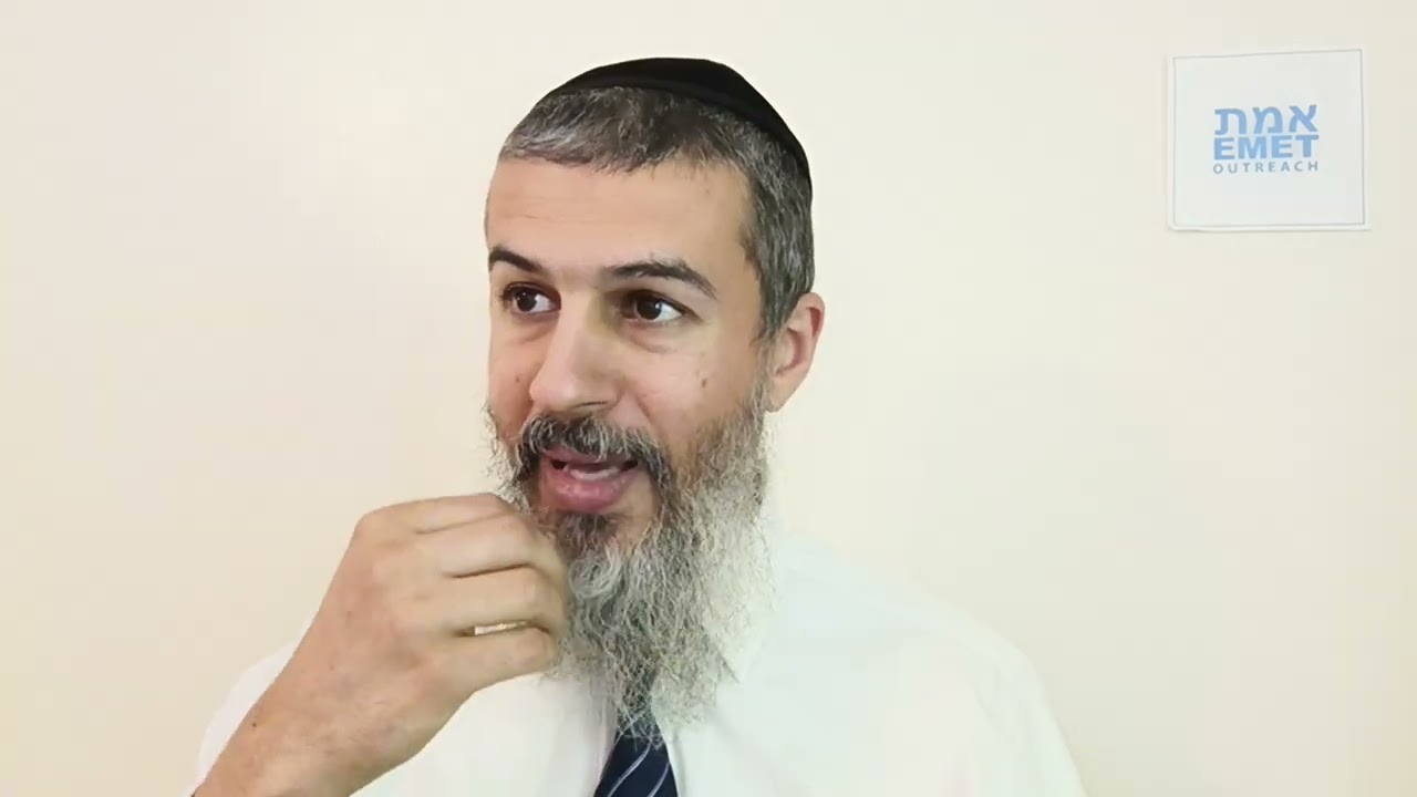 Tomer Devorah with Rabbi Avigdor Miller's Commentary  7  Chapter 2 and 3   Noseh Avon VeOver Al Pesh