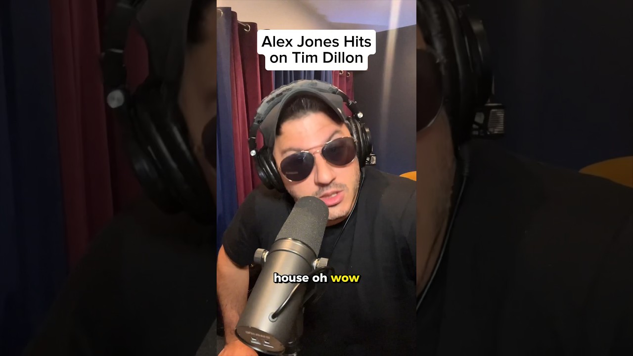 Alex Jones hits on Tim Dillon! @TimDillonShow #shorts #alexjones #timdillon #comedy #impression