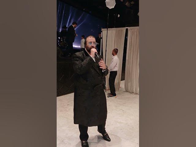 ניצחתי ואנצח 🔥 | אברהם מוישה ברדוגו בביצוע עוצמתי בחתונת בתו #Shorts