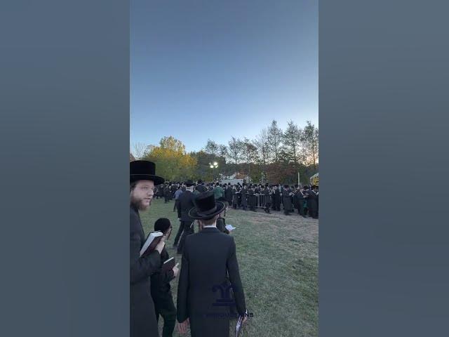 Thousands waiting on line to the Tzion of the Ribnitzer Rebbe on his Yartzite Monday October 5th '26