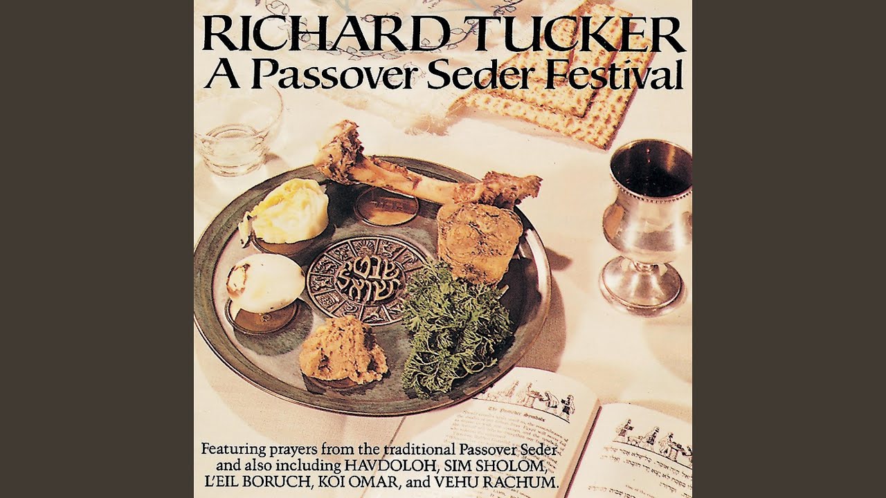 Passover Seder Festival: A Passover Service: B'tseis Yisroel Mimitsroyim (Voice)