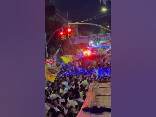 Thousands dancing at Simchas Beis Hashoeiva in Crown Heights Thursday Chol Hamoed Sukkot 2026