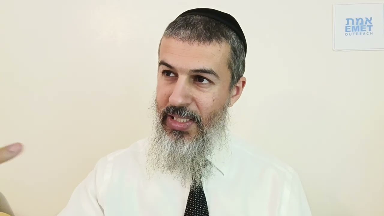 Tomer Devorah with Rabbi Avigdor Miller's Commentary  8  Chapter 4   Lish'erit Nahalato   For the Re