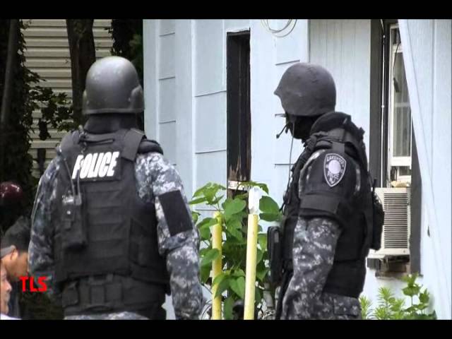 Lakewood SWAT and LPD on 4th Street