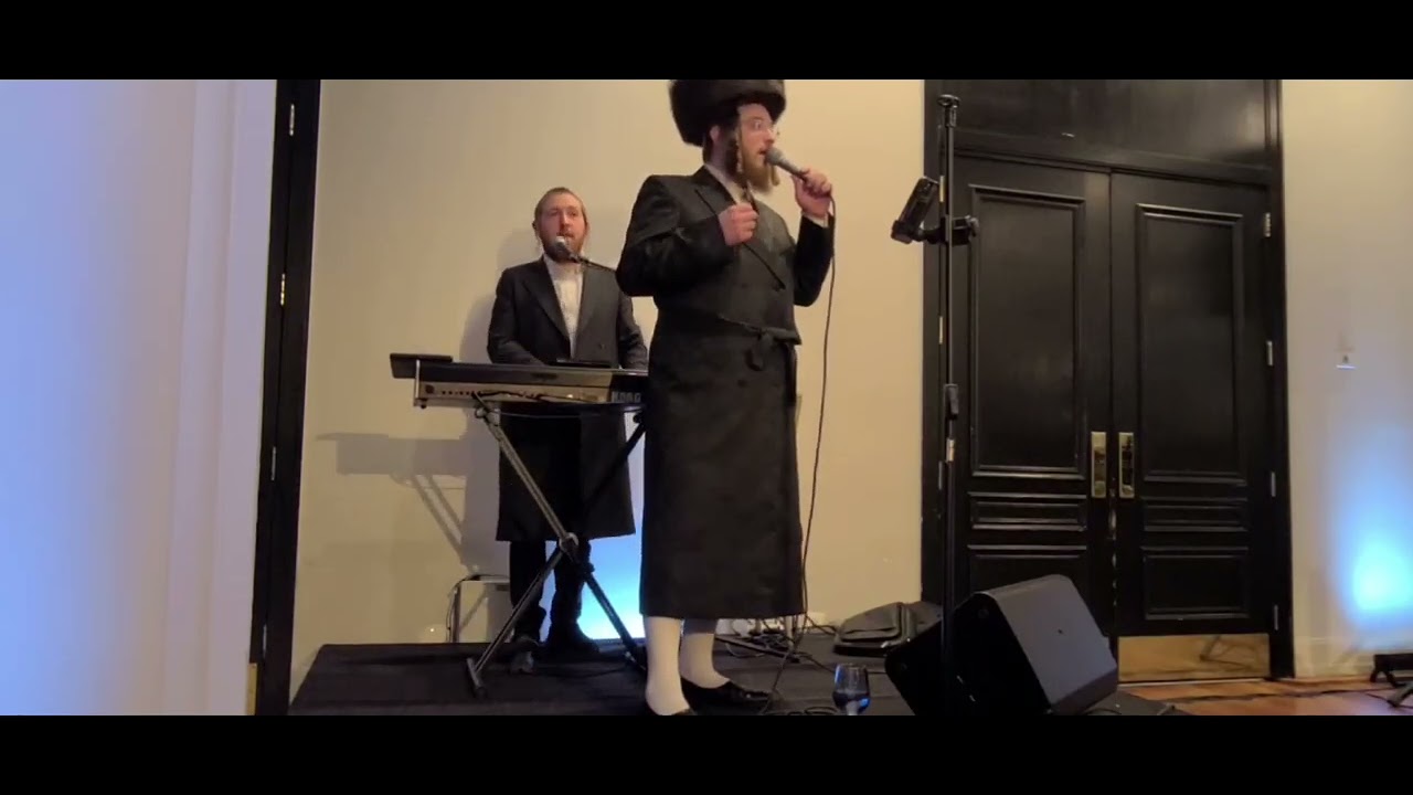 פדיון הבן בשושן פורים בבורו פארק עם רפאל מאיר הלפרט והקלידן אברהם דוד לו בער