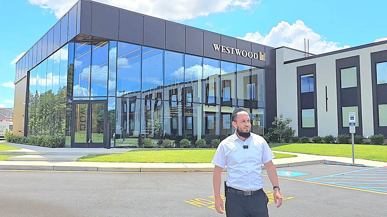 Westwood Park Office Building ● Where Luxury meets convenience!