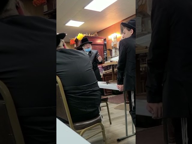 א בליק אין כלל ישראל'ס שול אין וואדבערין