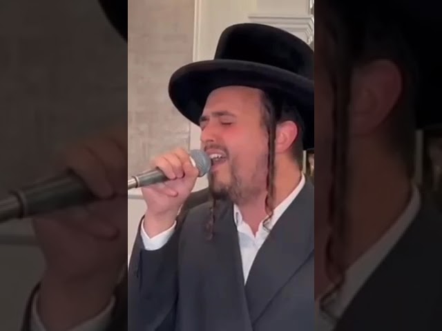 Chuppah: Yossi Shtendig 🎹 Meilech Braunstein 🎤 Shira Choir