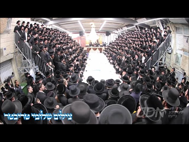 חנוכה אין חצר הקודש פינסק קארלין