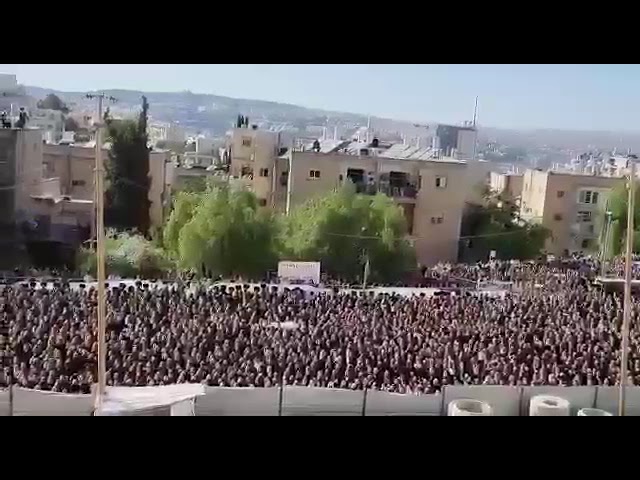 שמחת החתונה בבית גור