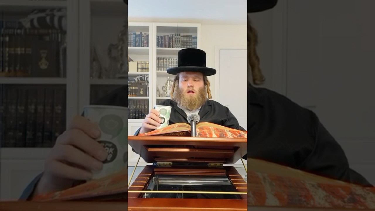 Yolish’l reacts on Abisel Status video #arisamet #yiddishcomedy