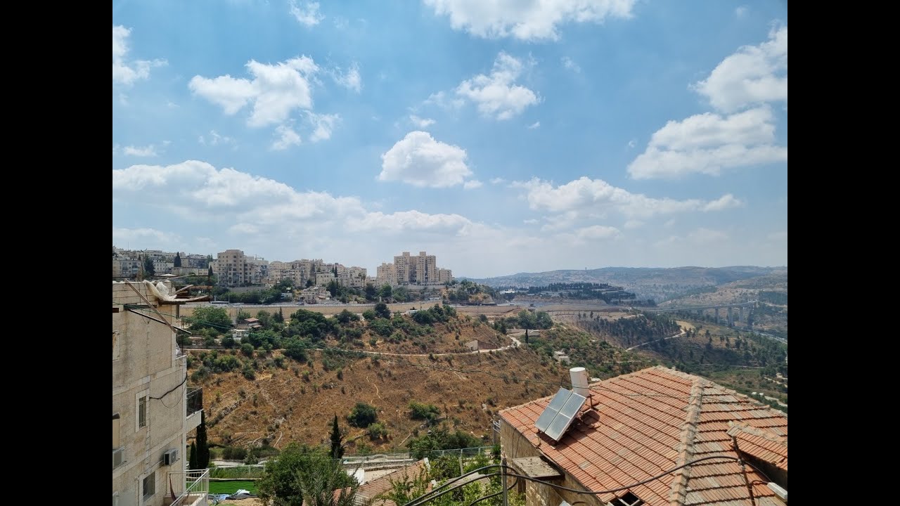 Hamem Gimel St  15