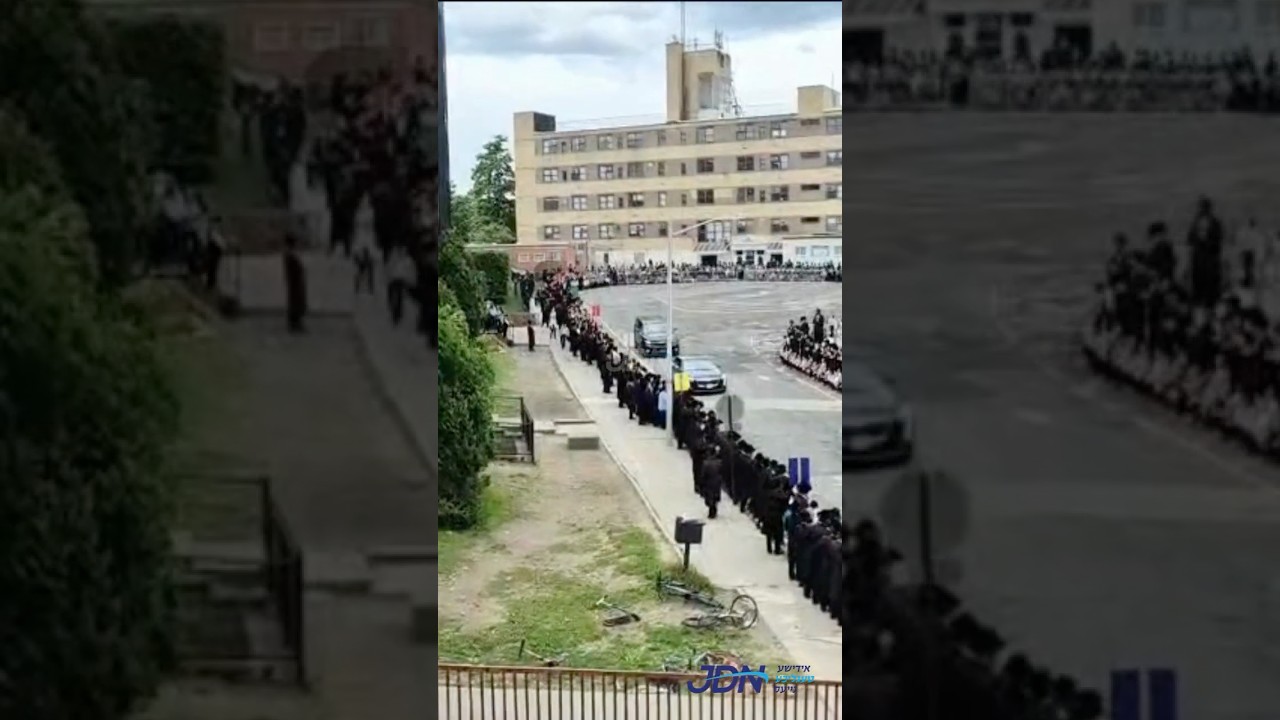 ילדי ת"ת שיכון סקווירא ביים באגלייטן פאר האדמו"ר מסקווירא, איידערן פארן אויף אפרוה קיין קאלעפארניע