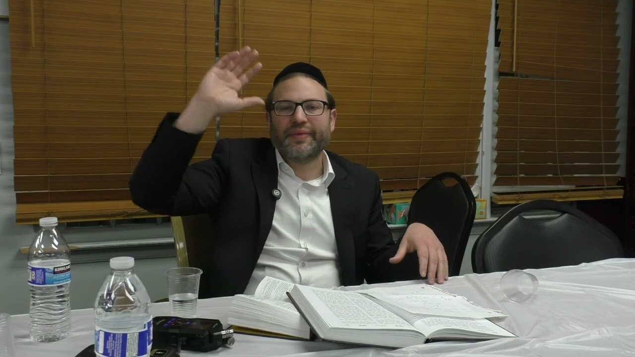 Rabbi Dovid Kram speaking at Thursday night Mishmar at Scheiner's Parshas Shoftim