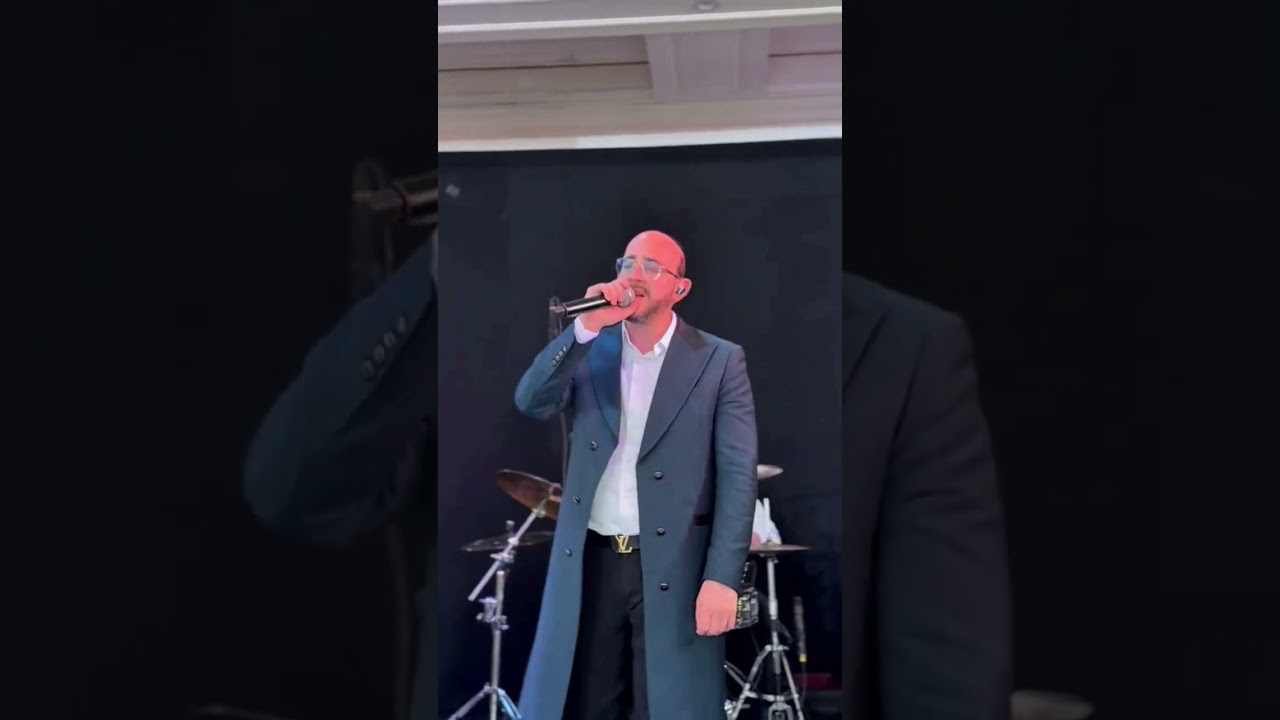פיני איינהורן עם תזמורת של בני לאופר