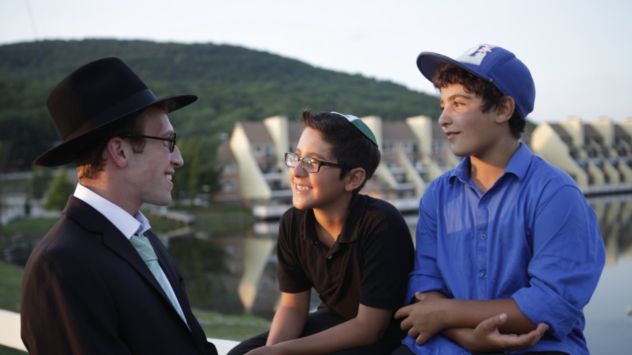 An Oorah Moment - Inspirational Music Video ft. Shloime Dachs