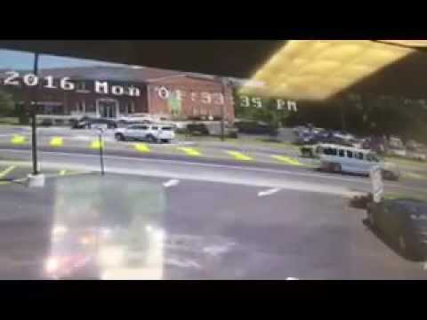 3 car accident caught on video