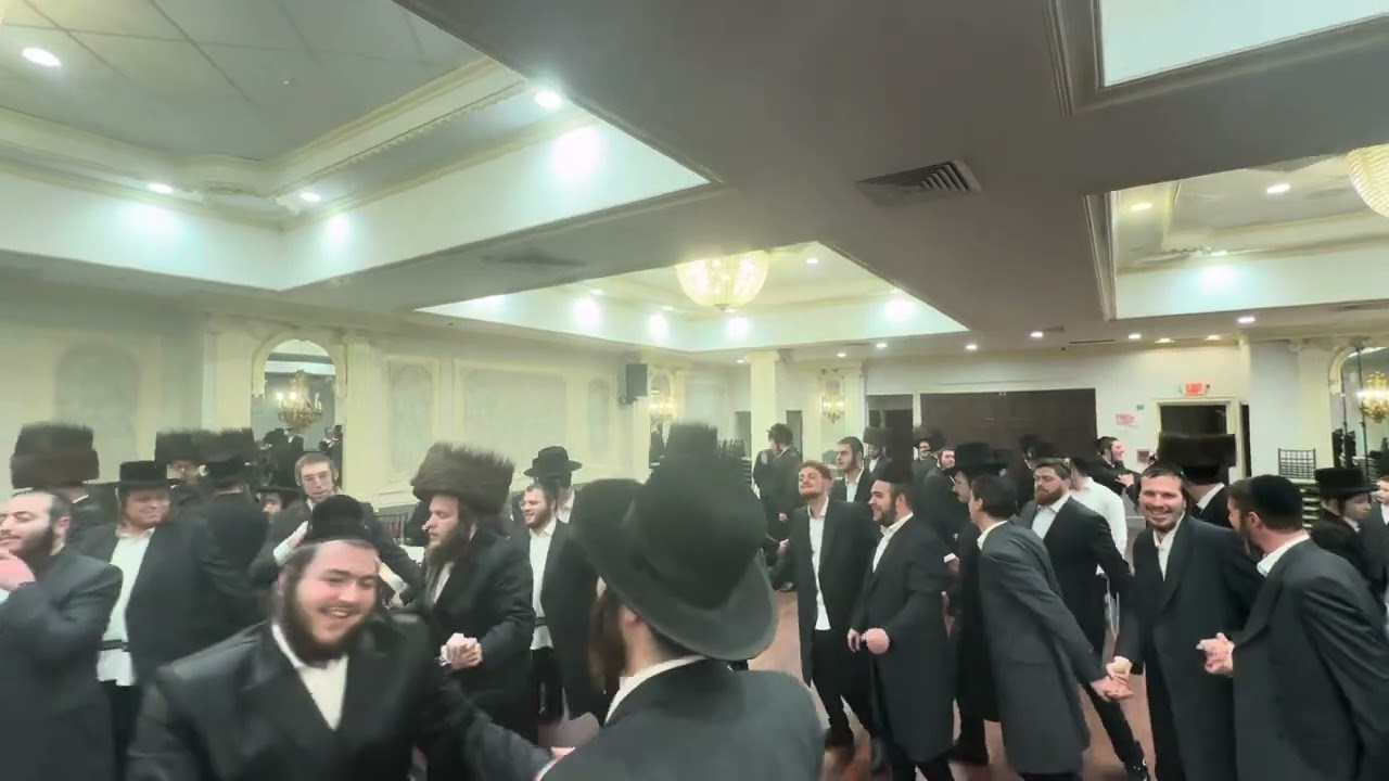 Breuer & Dancziger Wedding | Singer Sruly Green | Motty Breier on the keys