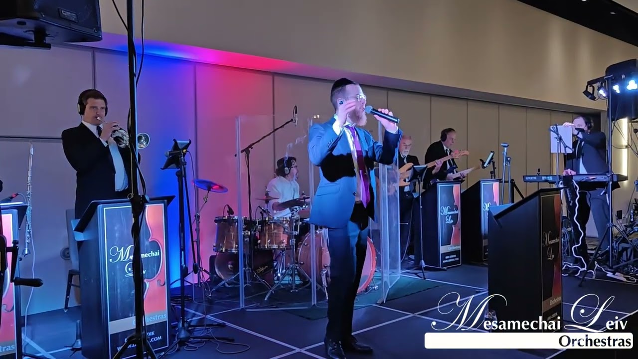Nesanel Cohen singing with Mesamechai Leiv Orchestras in Chicago