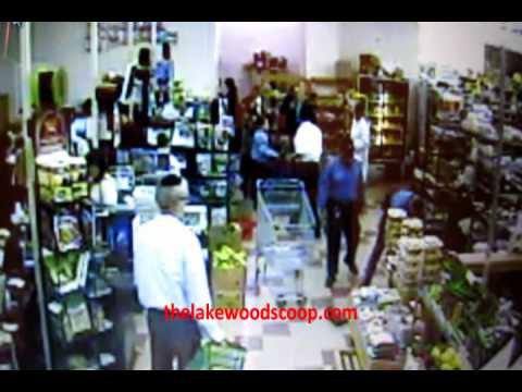 Video Surveilance Shows LPD Taking Down Shoplifter At Supermarket