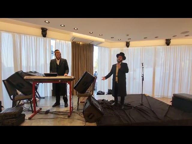 חיים מרדכי עקשטיין & הקלידן אורי רוזנברג בקבלת פנים מרגשת ביותר
