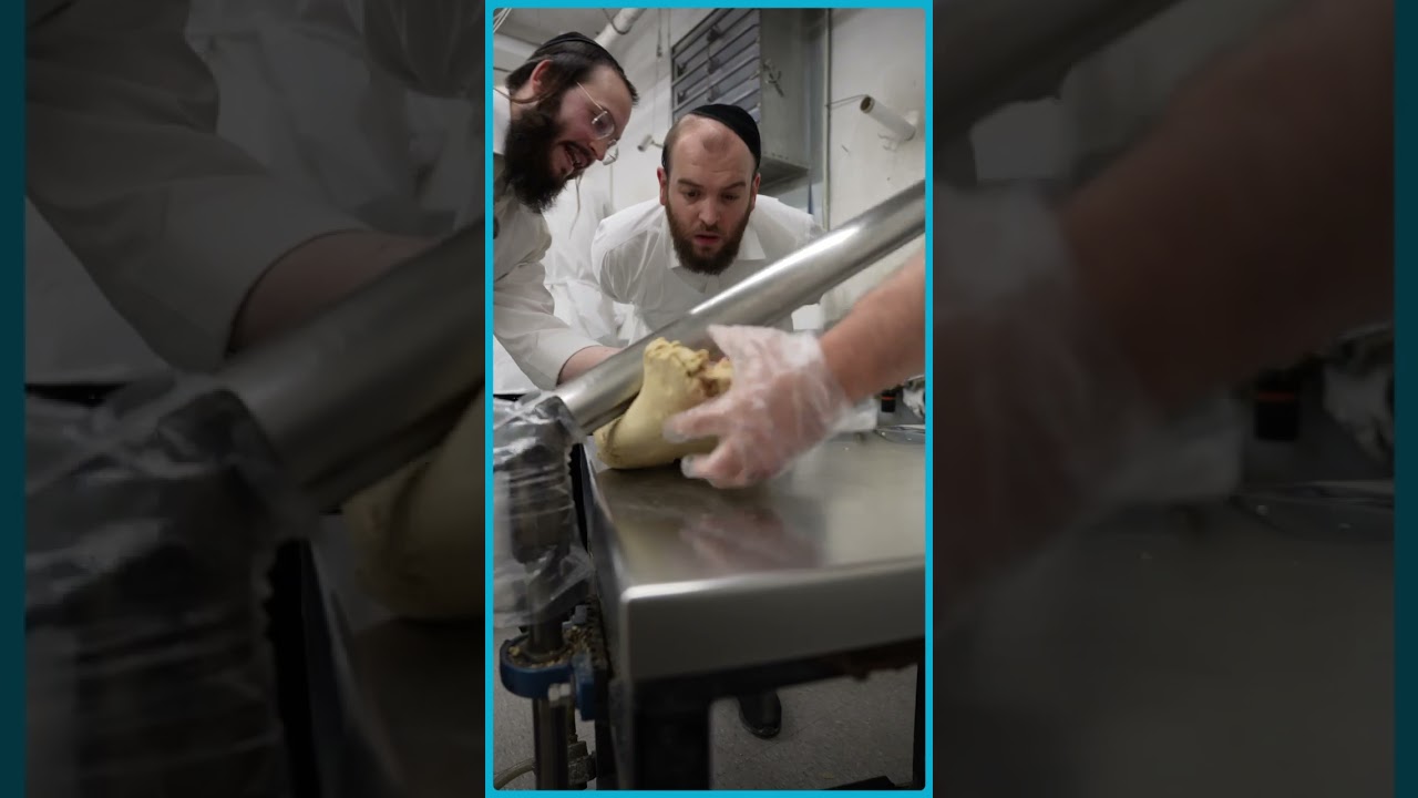 Kol Haolam visits Montreal Matzah Bakery - Chaim Brown shows you the process!