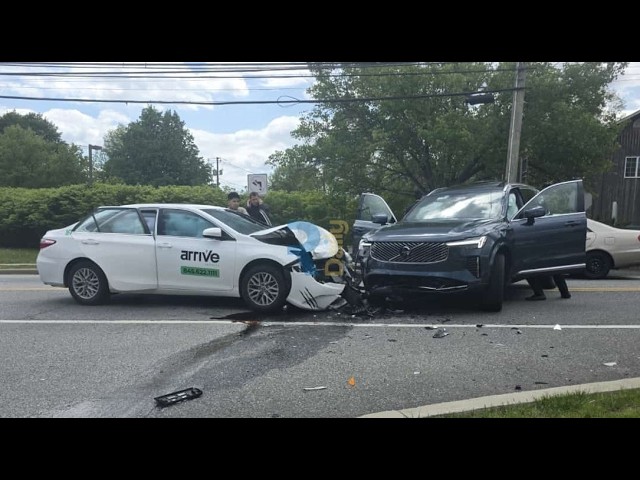 A head-on crash occurred on Chestnut Ridge Road near Red Schoolhouse Road in Chestnut Ridge