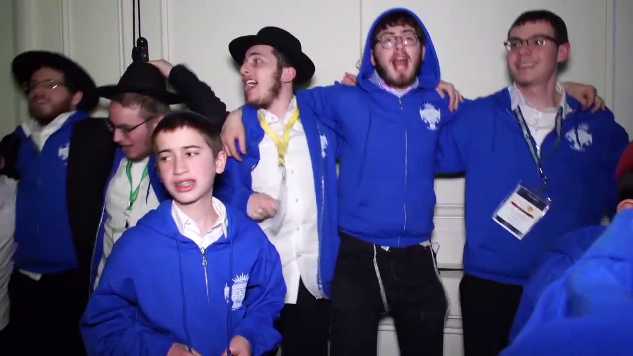 Chabad Dance Songs Medley With Benny Friedman & Chony Milecki