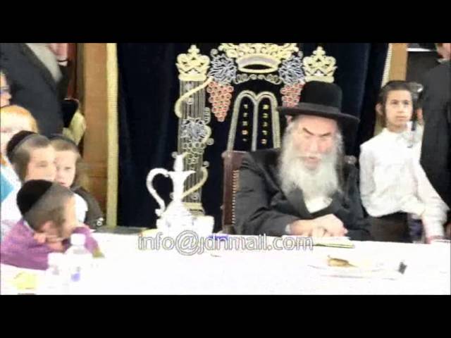 Aleksander Rebbe In Boro Park - Iyar 5774