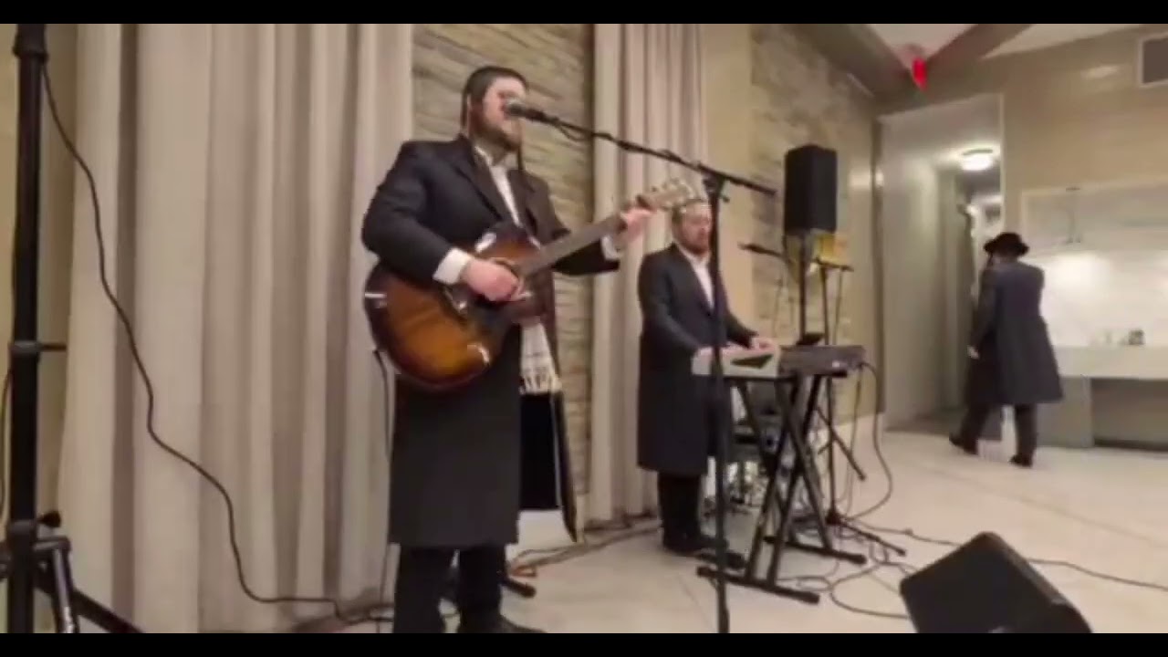 קומזיץ בשבע ברכות עם הזמר דוד פעדר והקלידן אברהם דוד לונגר