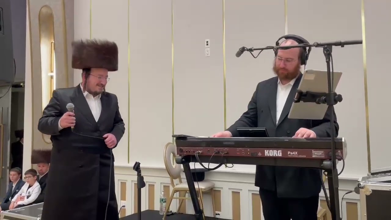 Yanky Briskman 🎹 Yoely Schwartz 🎤