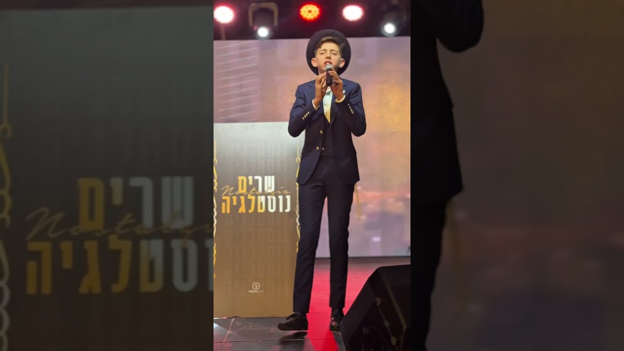 קטע מתוך הביצוע "שהלב בוכה" עם עמירן דביר הגדול בלאונרדו פלאזה  #cover #music #piano #sing  #shorts
