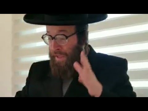 Short Humor: Comedian Yoely Lebowitz As Substitute For His Kids.