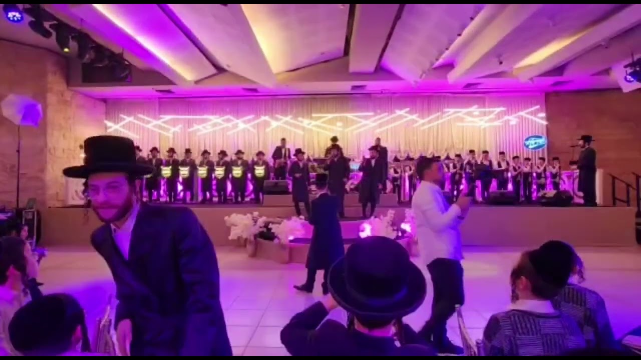 שמחת הבר מצווה של ילד הפלא בנצי קלצקין עם דודי קאליש ומקהלת מלכות