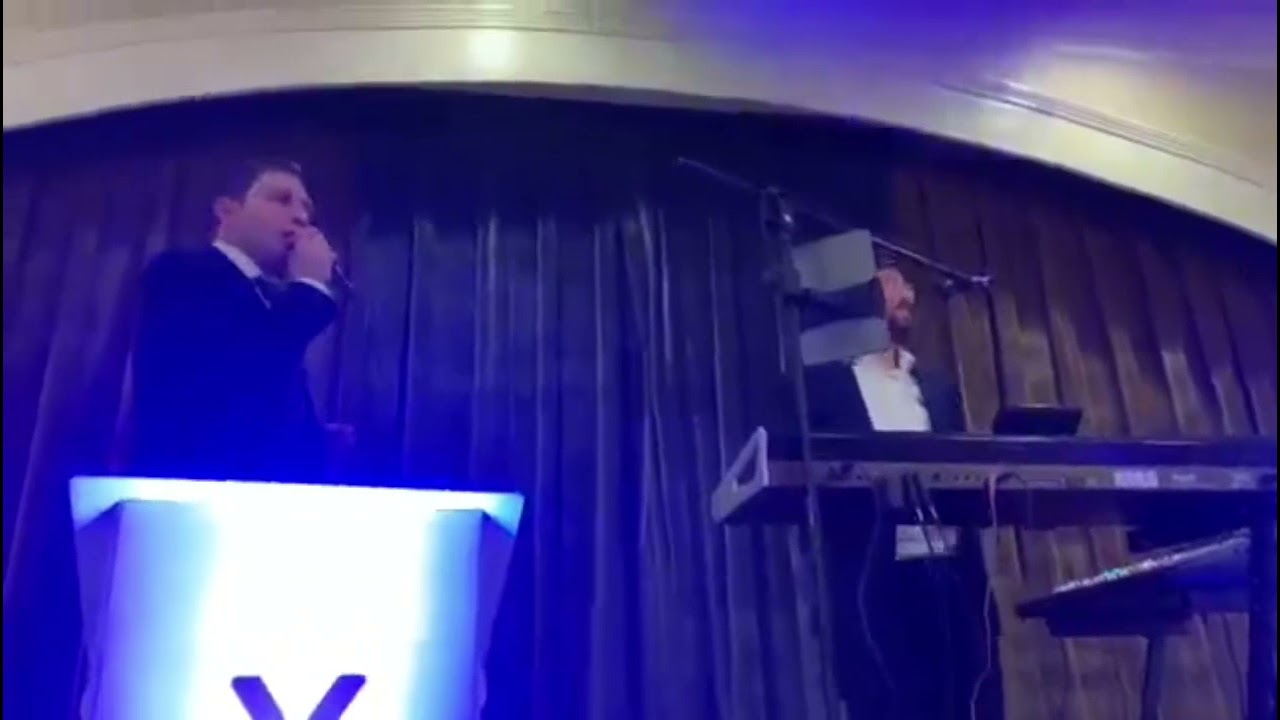 Watch: Yehuda Langer 🎹 On fire 🔥
