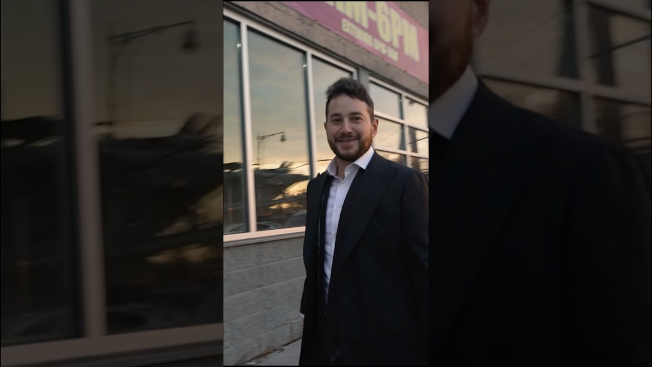 Blue melody is Vlogging??? #jewishmusic #jewishcommunity #jewish