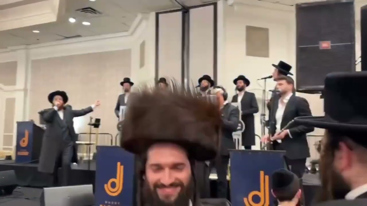 Duddy Jacoby 🎹 Yidi Bialostozky, Isaac Honig 🎤 Shira Choir