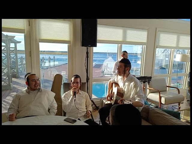 יוסי פיליפ שלמה שארף. ישיבה אור השבת ד'אשוואר