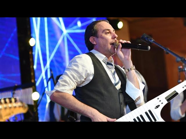 עמירן דביר והלהקה בהרקדה בחתונה במלון ״מצודת דוד״