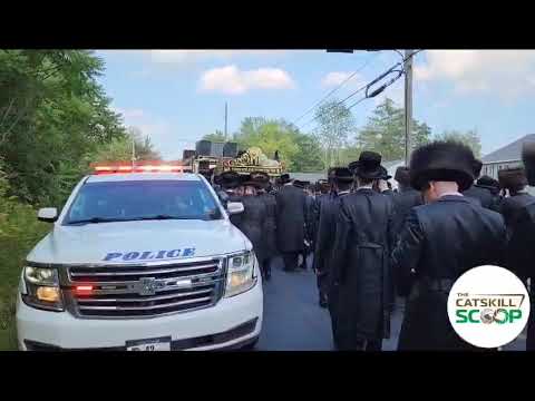 מעמד הכנסת ספר תורה לביהמ"ד סקולען ב'סאוט פולסבורג