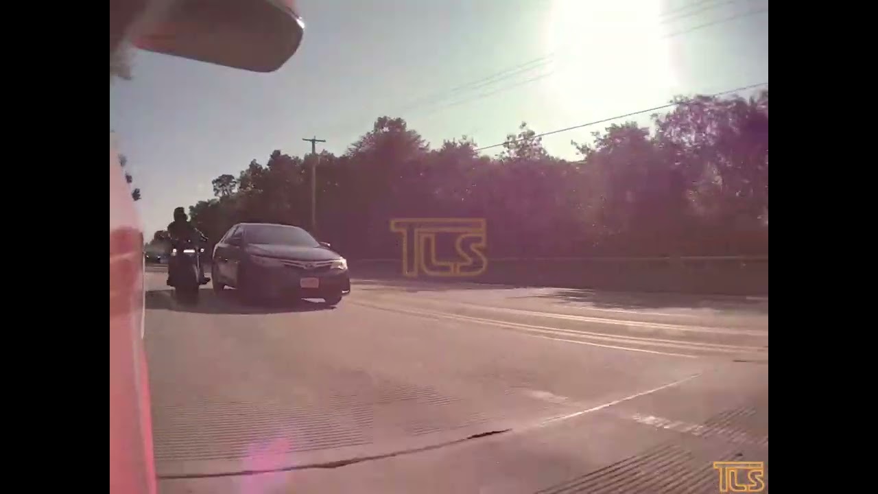 Risky motorcycle rider Lakewood