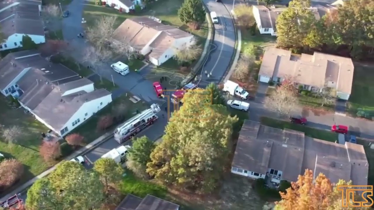 Vehicle strikes gas line in senior villages in Lakewood
